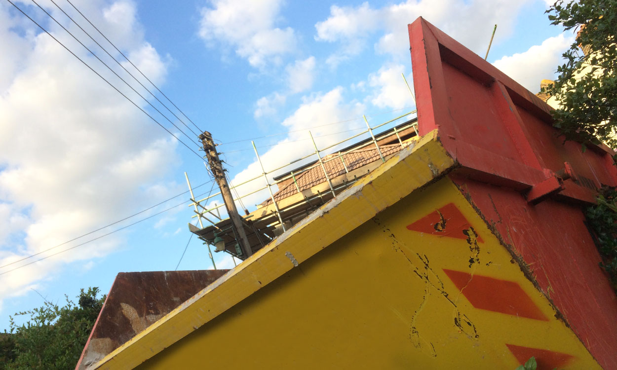 Should I Hire A Skip When Moving House?